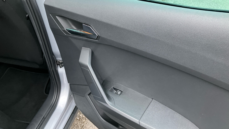 SEAT Arona 1.0 TSI 110 FR 5dr DSG Petrol Hatchback